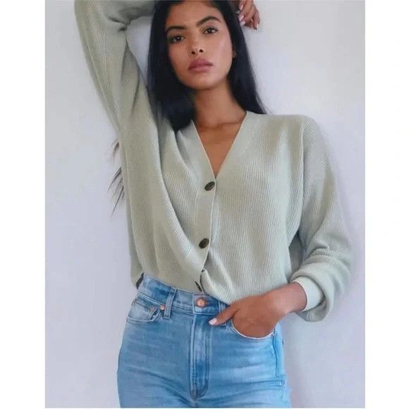 AYR Cardigan Sweater Womens Medium Green 100% Cashmere V Neck Knit Button Front - Picture 11 of 11